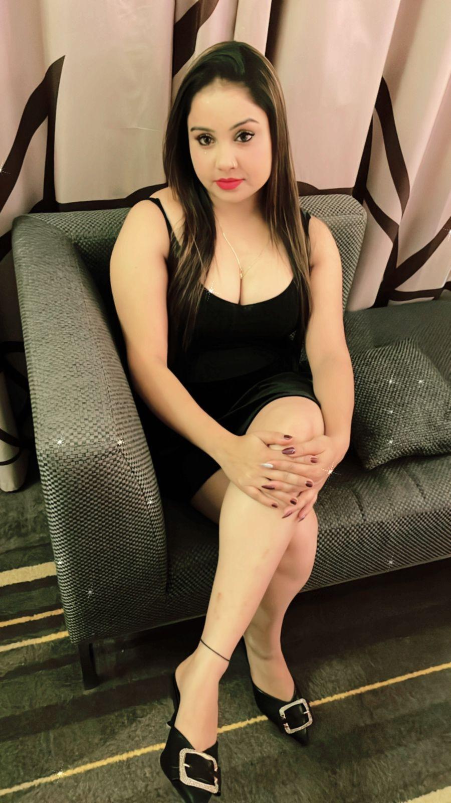 Garhi Harsaru call girl